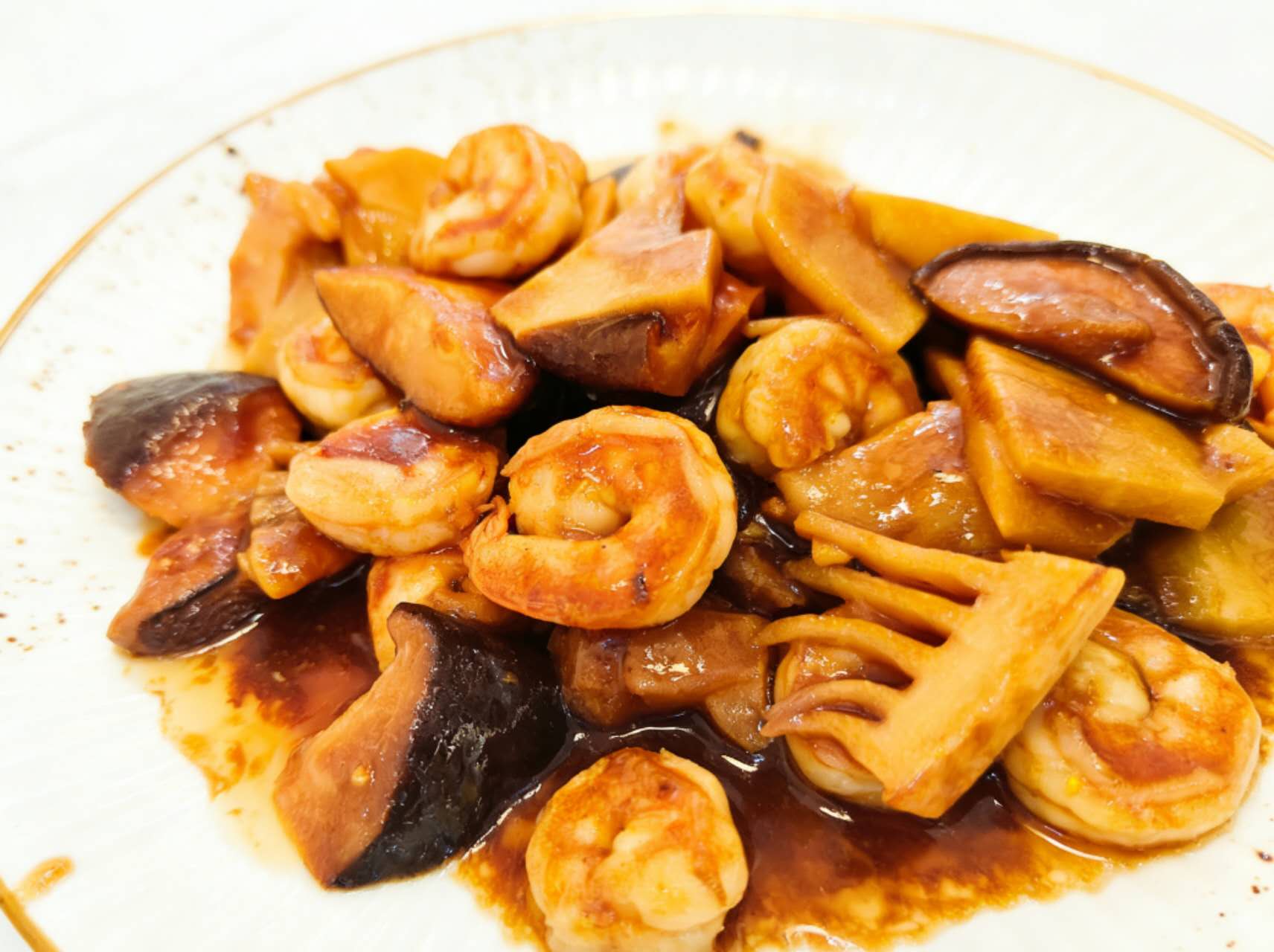 Gambas con bambú y SETAS CHINAS