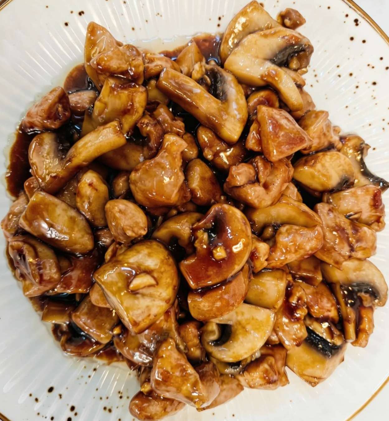 Cerdo con CHAMPIÑON